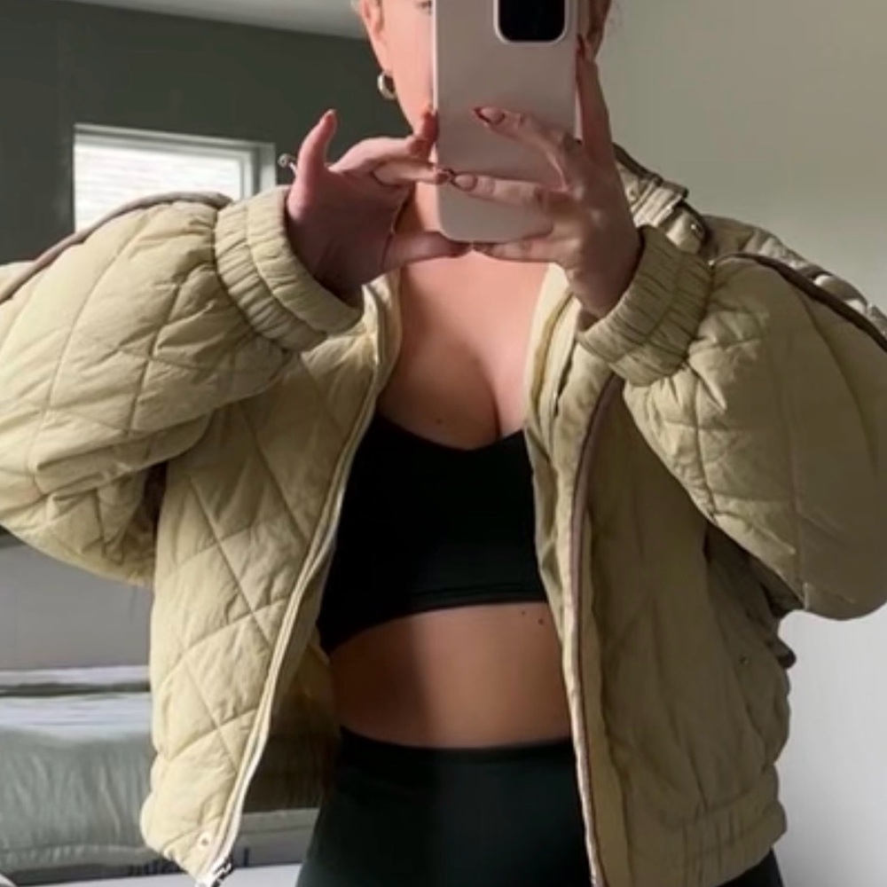 Boohoo Quilted Puffer Jacket in Tan with Brown accents